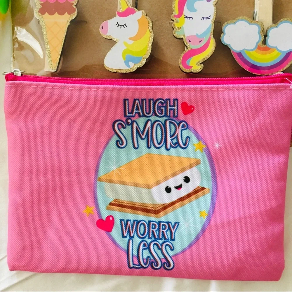 KEY CHAIN UNICORN LIP GLOSS SOCKS HEADBANDS SMORES